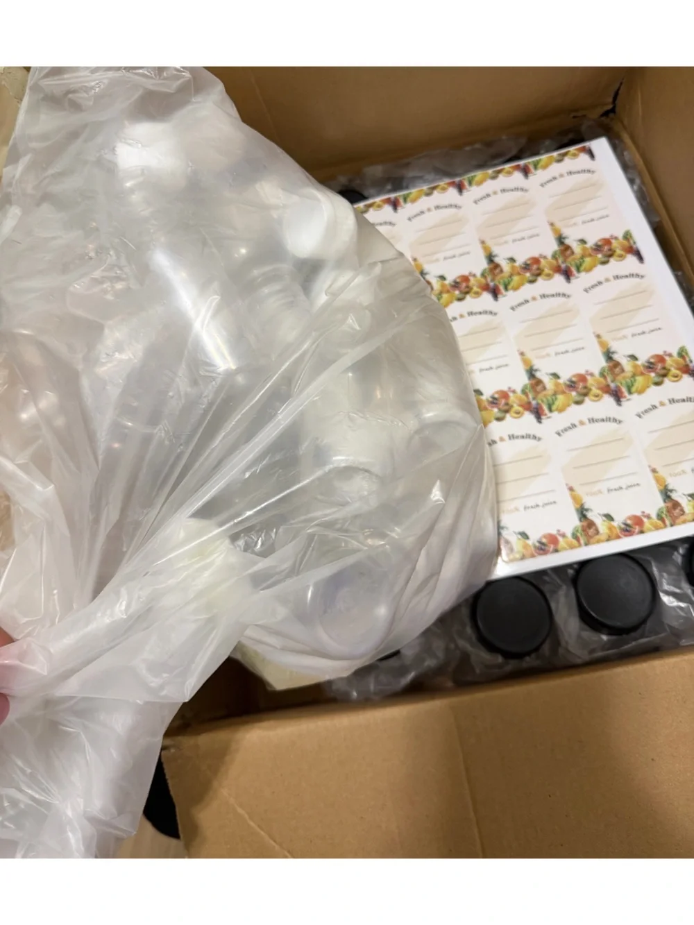 12 oz plastic juice bottles with plastic caps